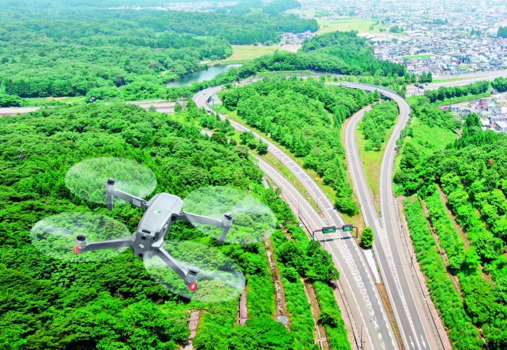 ドローンによる空撮の様子（撮影日：2022年1月）